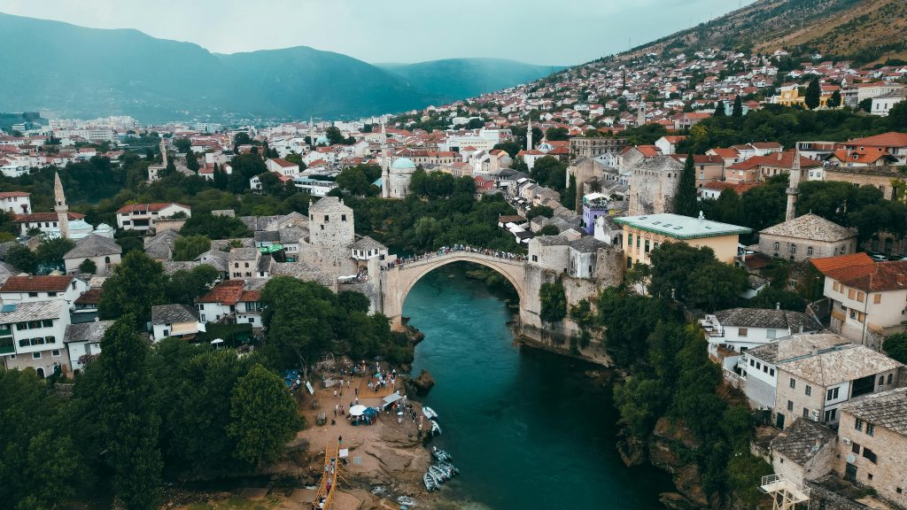 pexels-yusuf-rovcani-n-2335615-29962018