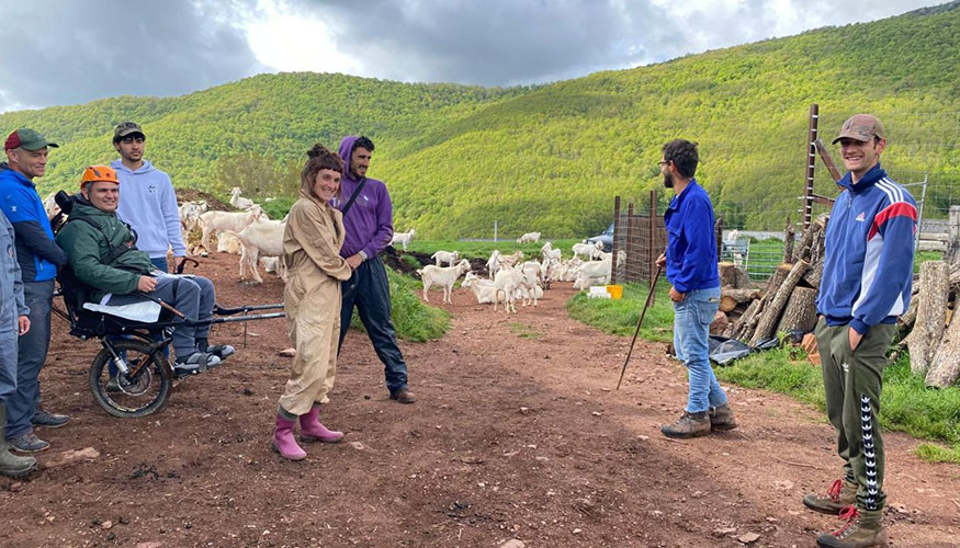 Alumnos de la Escuela de Pastores del proyecto Reactiva Brañosera