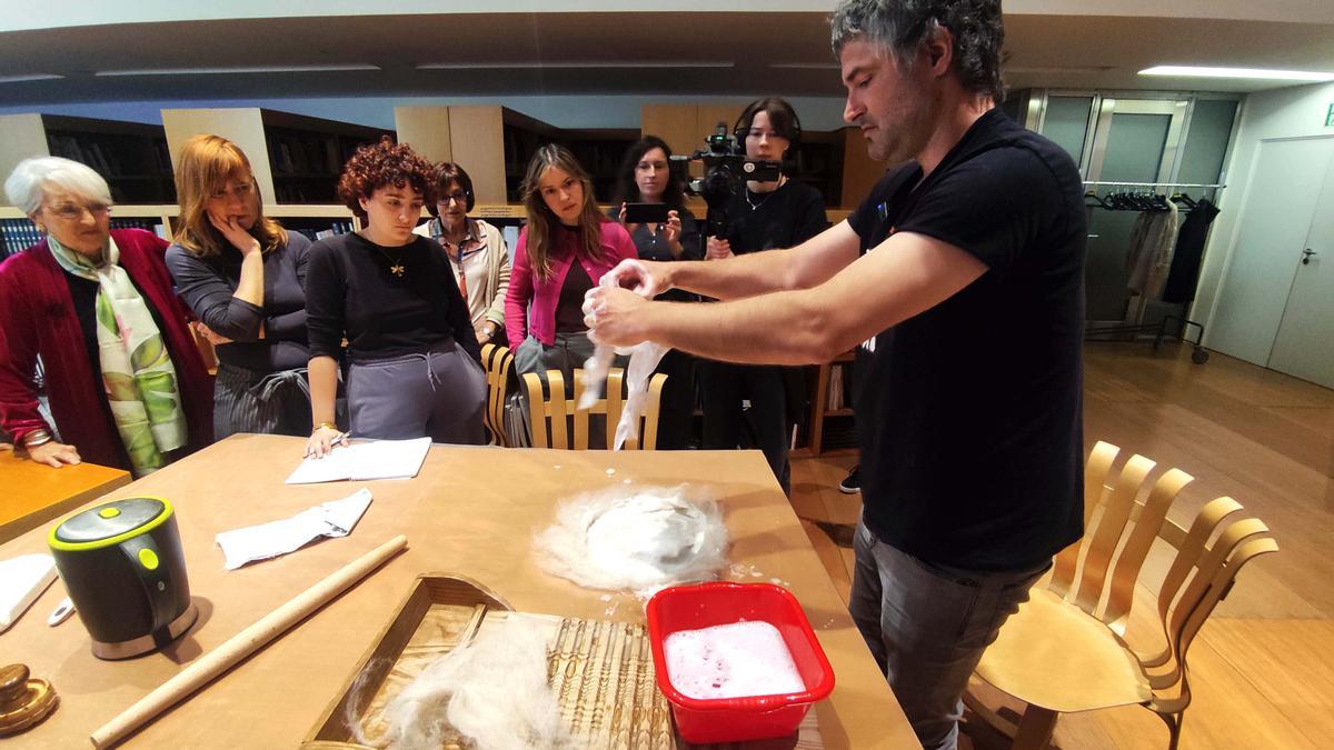 Taller de Mutur Beltz en el Museo Guggenheim